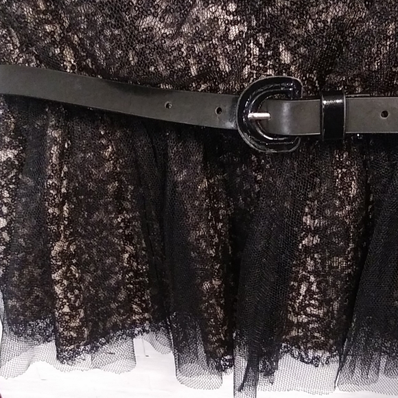 Top - Picture 2 of 8